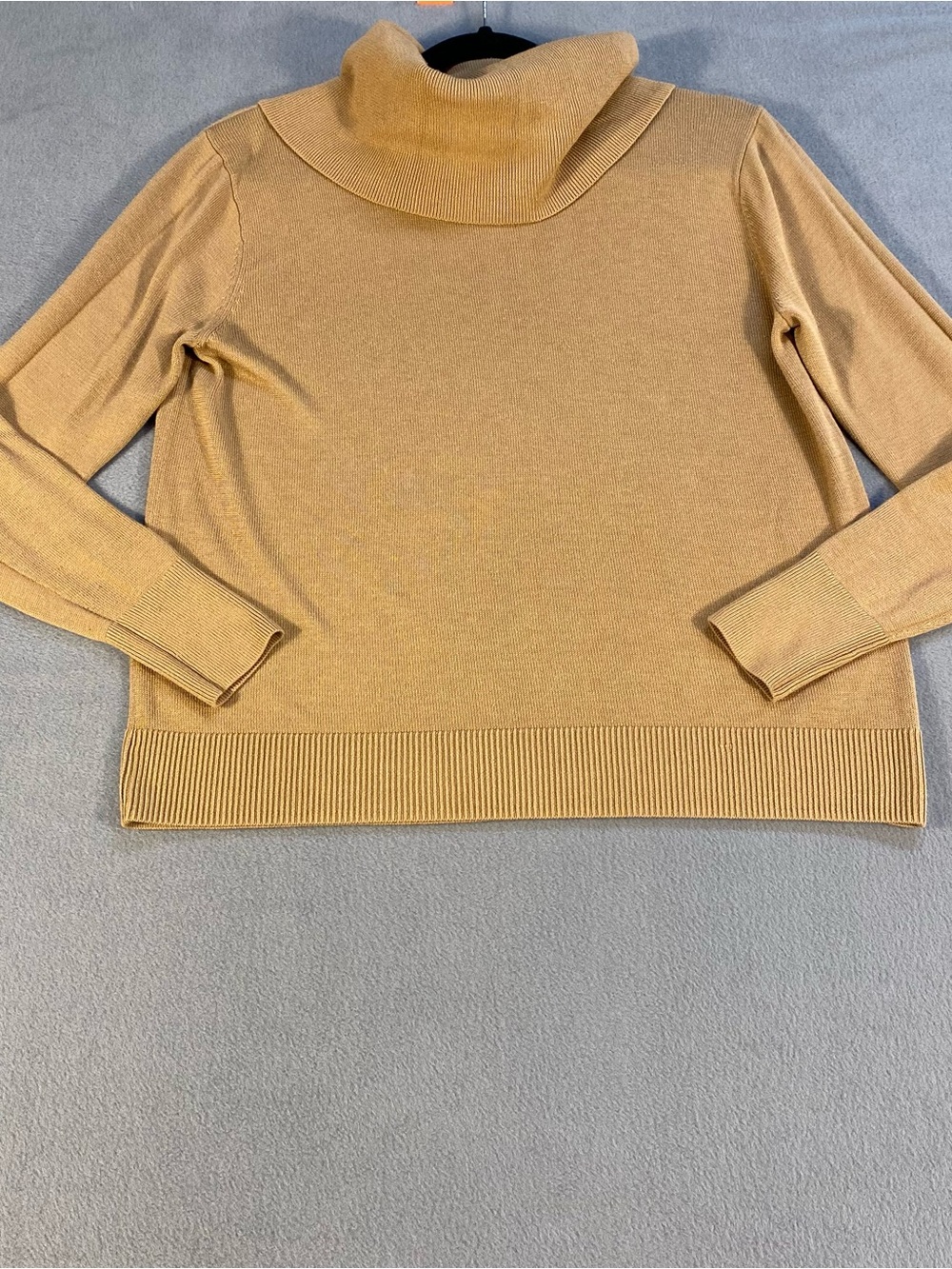 Banana Republic women’s Camel Turtleneck Sweater, long sleeves, size S
